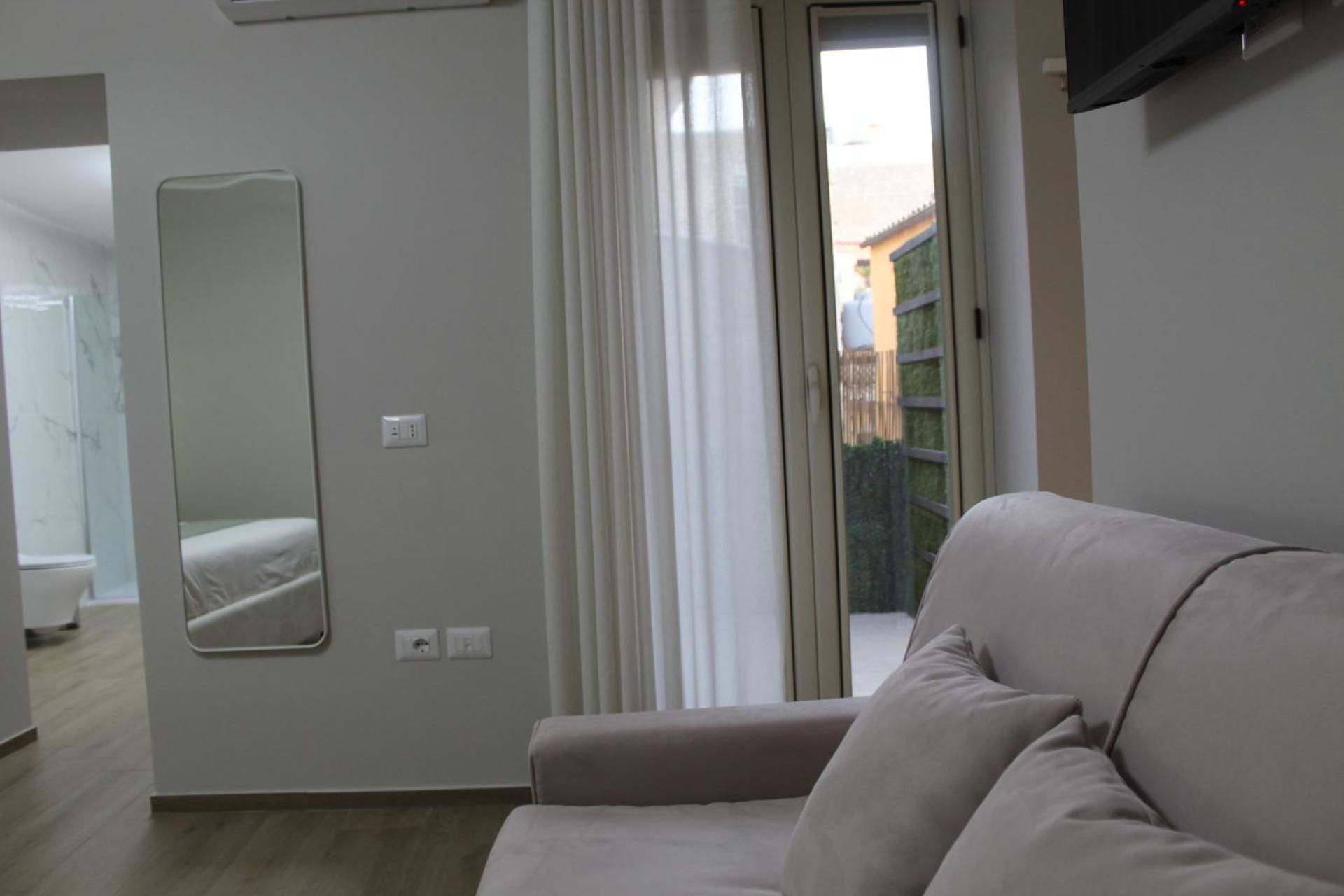 ליקאטה Lory Luxury B&B מראה חיצוני תמונה
